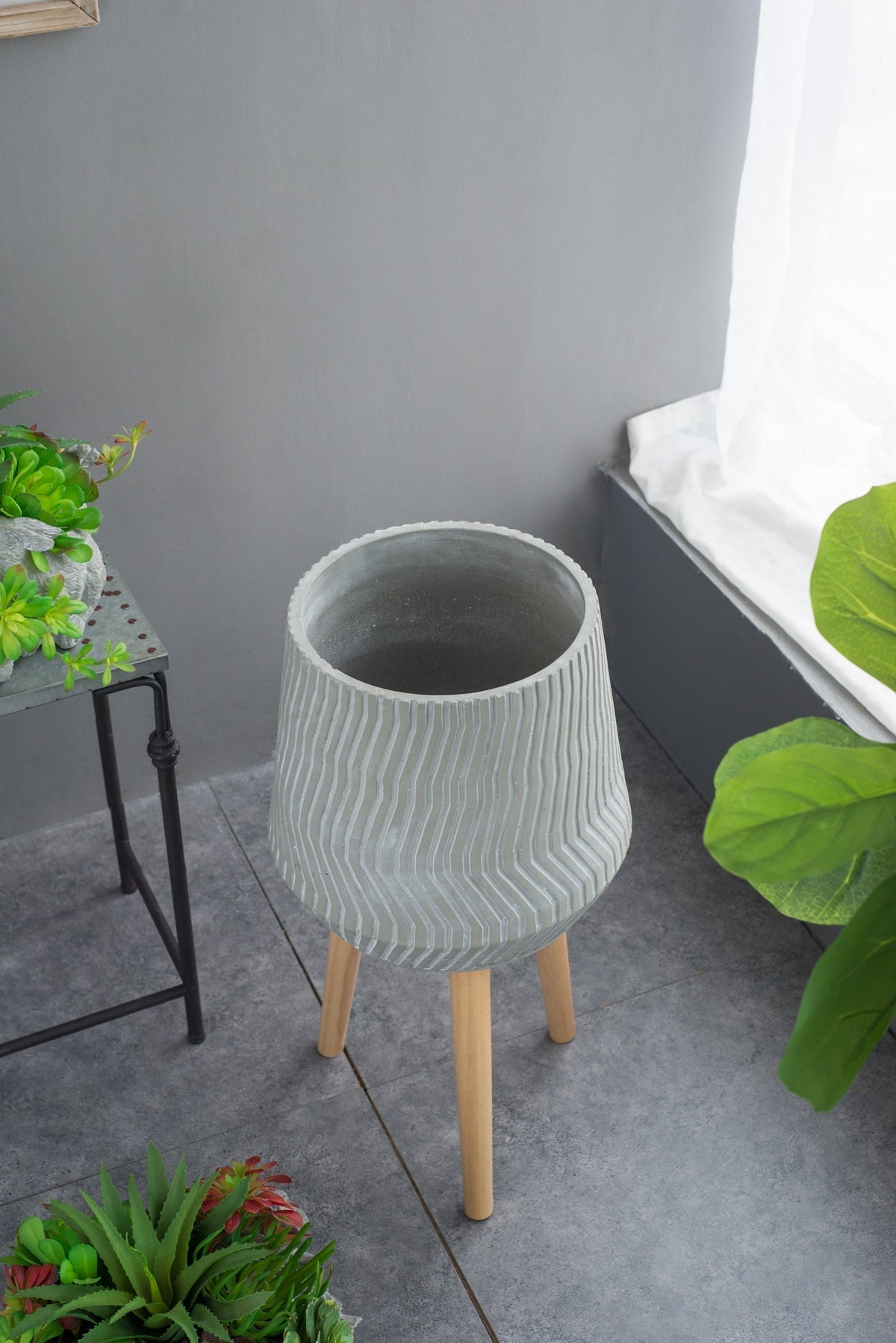 Bellemave® 14.6x14.6x28" Cement and Wood Plant Stand, Indoor Outdoor Plant Holder - Bellemave
