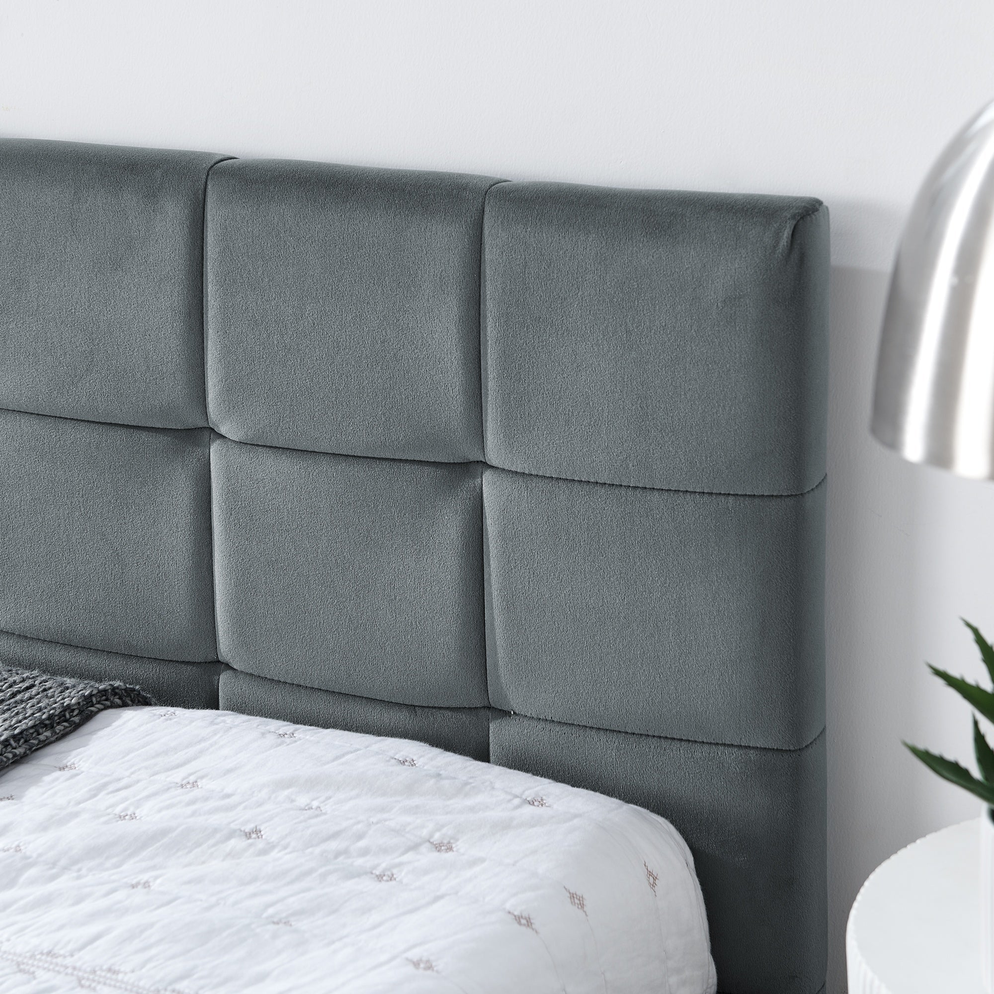 Bellemave® Full Size Corner Bed Frame with Comfortable Backrest & Armrests, Velvet Tufted Corner Bed Frame Full Size, Upholstered Daybed for Bedroom, Living Room, Guest Room, Black - Bellemave