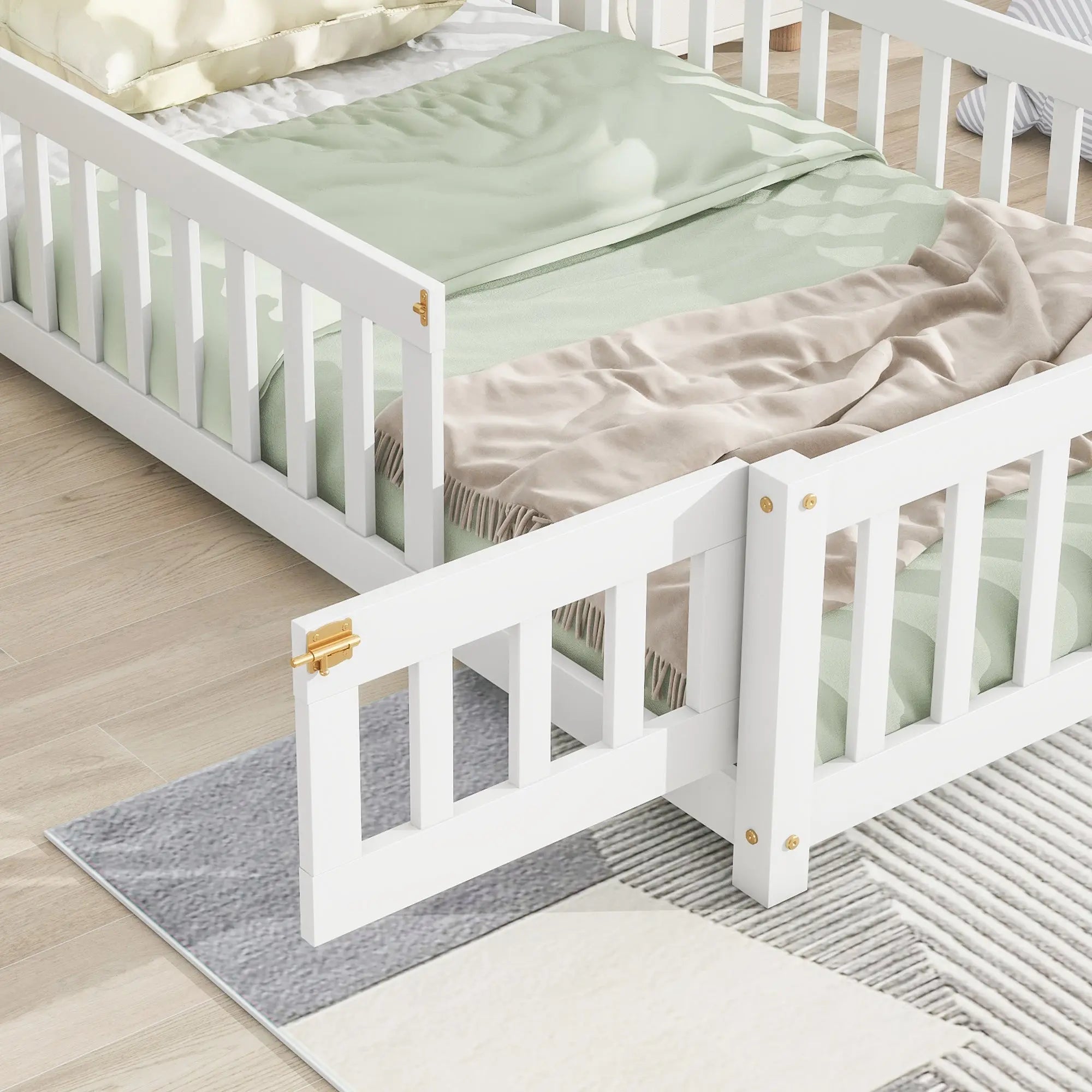 Bellemave® House - Shaped Headboard Floor Bed with Fence - Bellemave