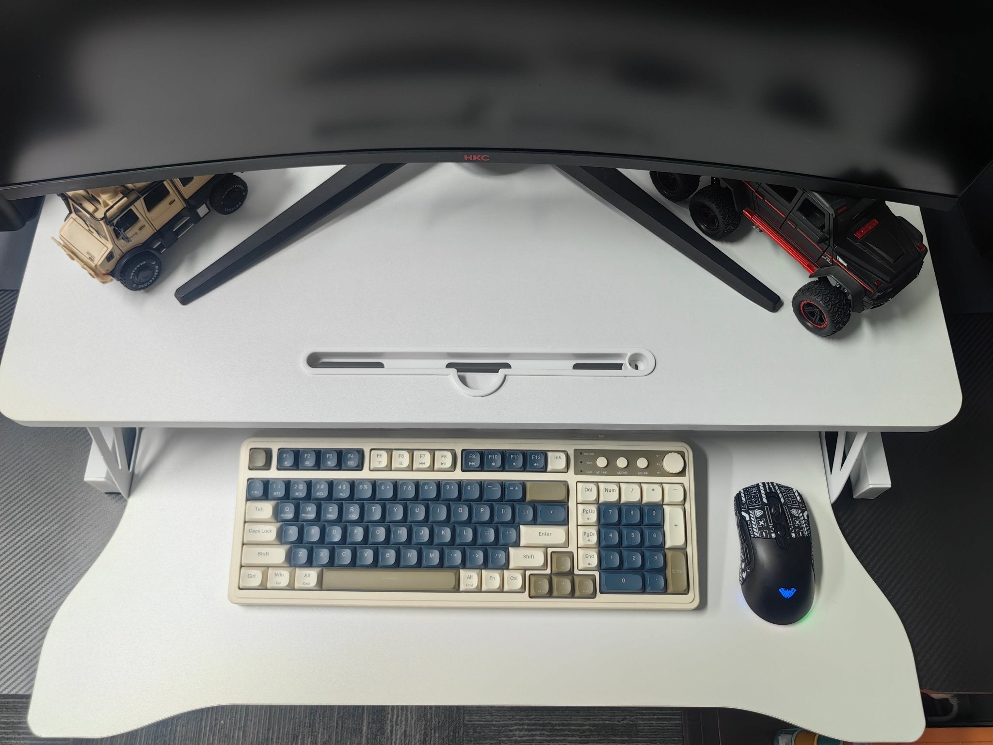 Bellemave® Laptop Stand for Bed Tilting Overbed Table with Wheels, Height Adjustable Tray Bedside Table for Laptop Bed Sofa, WALNUT - Bellemave