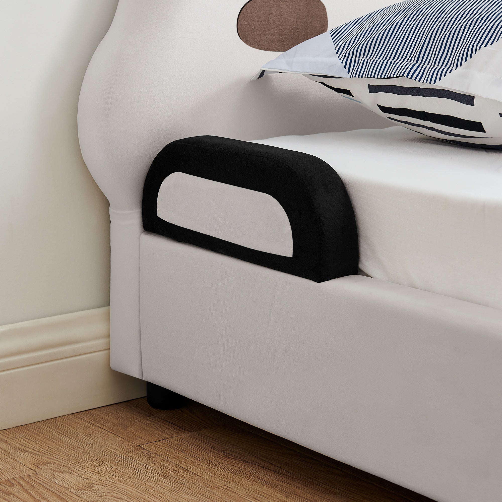 Bellemave® Twin Size Panda Headboard Platform Bed Frame, Velvet Upholstered, for Boys and Girls, White - Bellemave