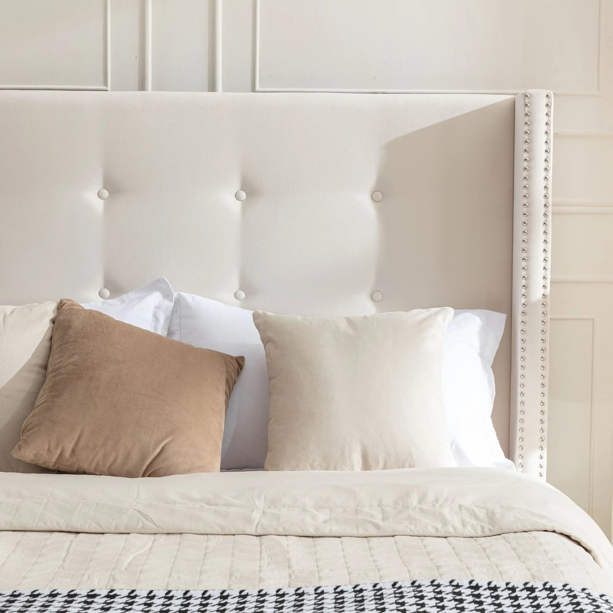 Bellemave® Upholstered Platform Bed with Traditional Hand Buttoned Tufting High Headboard,Nailhead Trim Wingback - Bellemave
